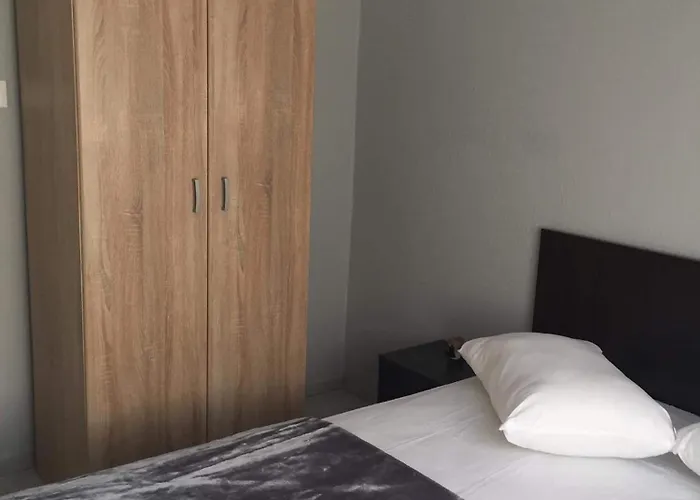 Chana's * Λιμενάρια